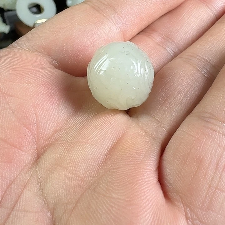未镶嵌和田玉（糖玉）挂件