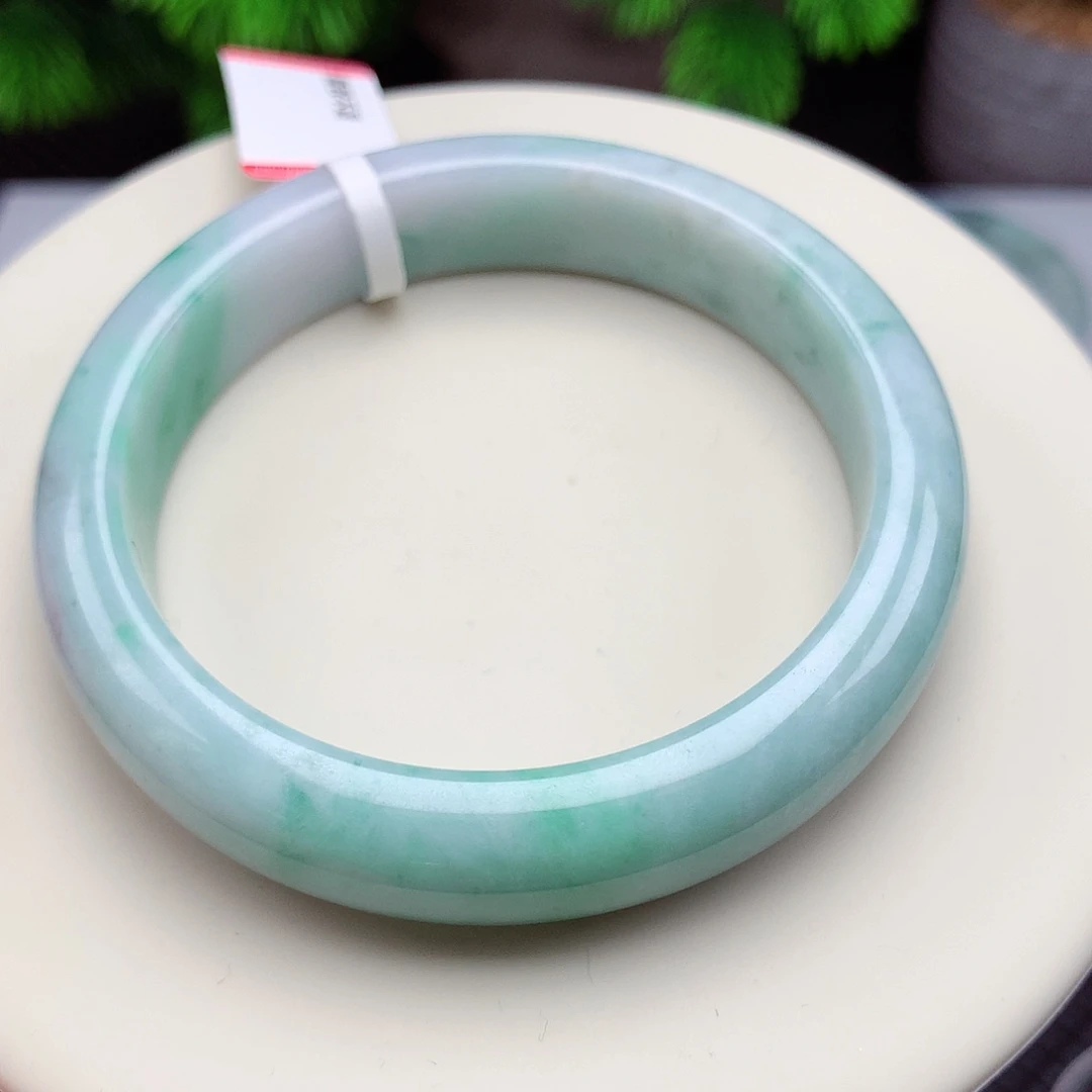 翡翠未镶嵌手镯56.7圈