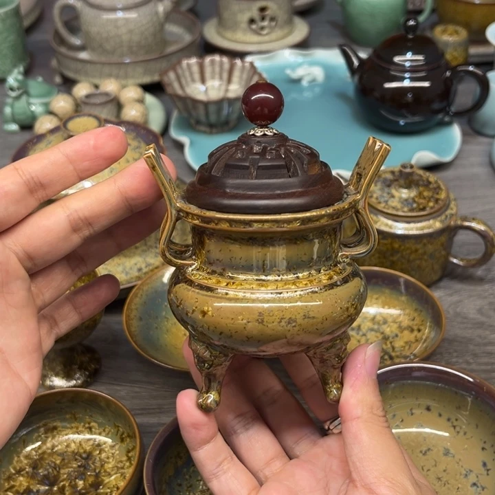 向新 紫玉金樽 熏炉