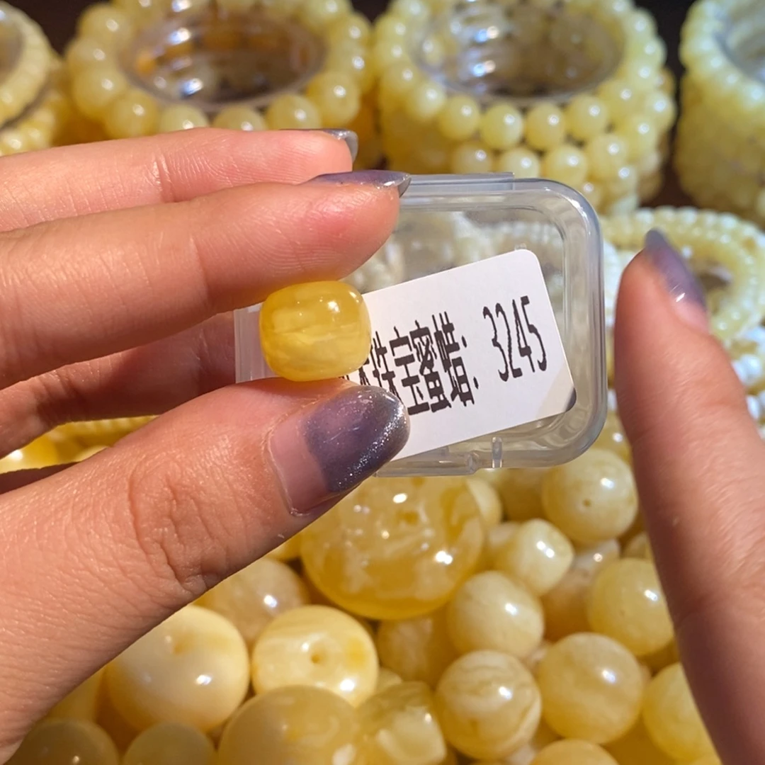 琥珀未镶嵌珠宝奇石3245