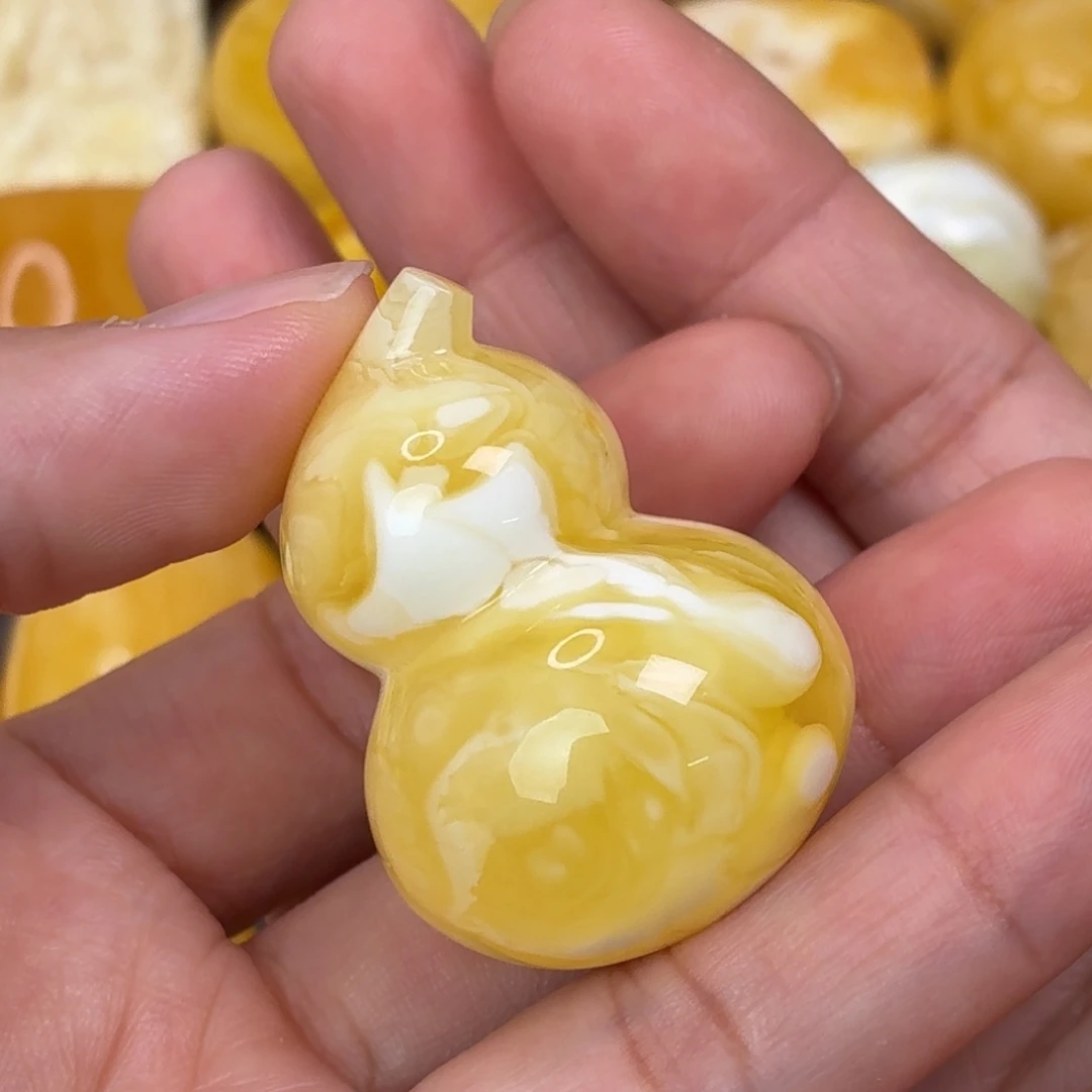 领***悟蜜蜡未镶嵌吊坠(不含链)微瑕金瓷白葫芦
