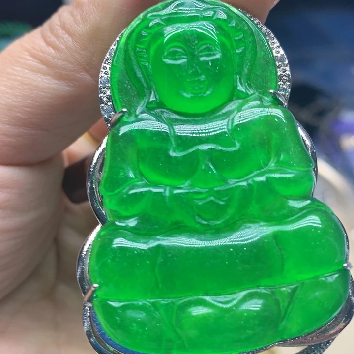 翡翠颈饰未镶嵌吊坠