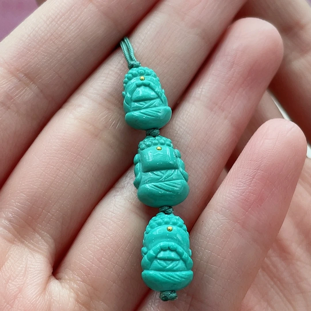 绿松石颈饰未镶嵌