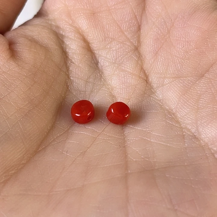 晴***y合金合金0.26g ak珠子