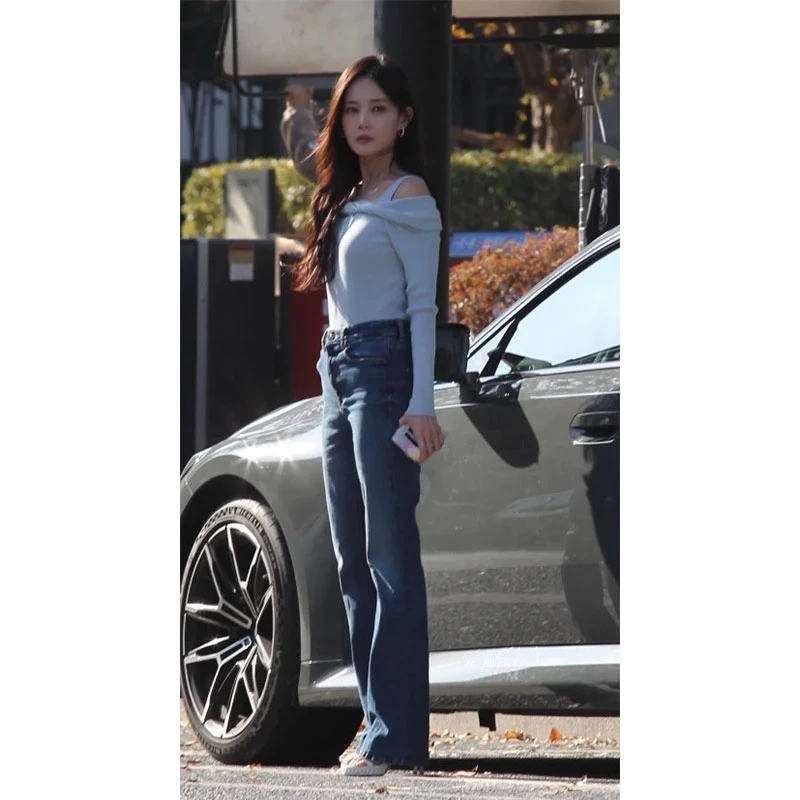 【李一桐同款】法式气质设计感一字肩挂脖上衣女百搭显瘦牛仔裤套装