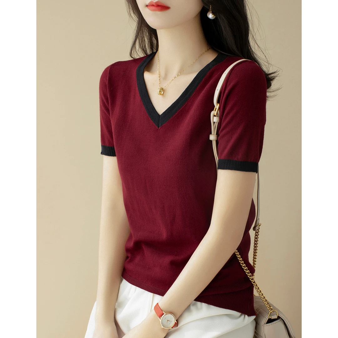2025年秋季穿搭V领针织衫女时尚休闲风宽松显瘦气质短袖T恤上衣