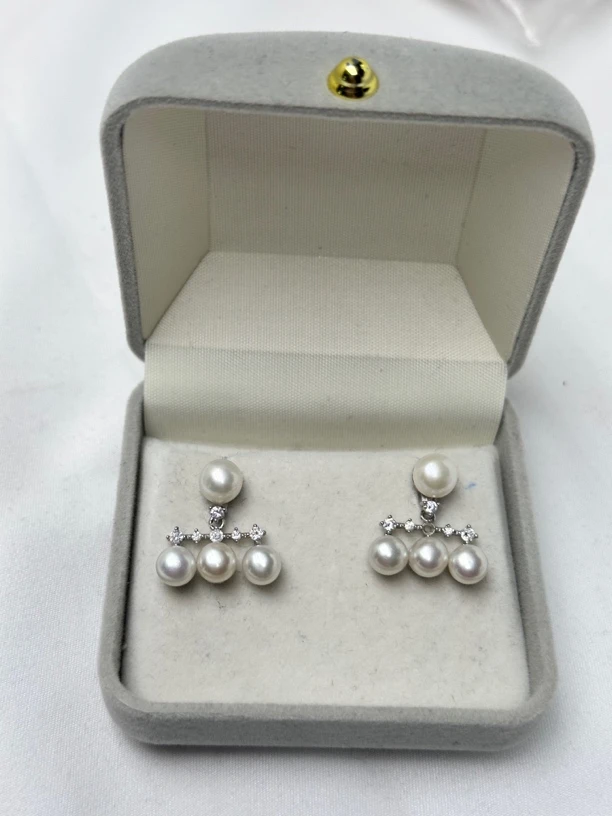 天然淡水珍珠经典设计馒头珠四珠款耳钉R932