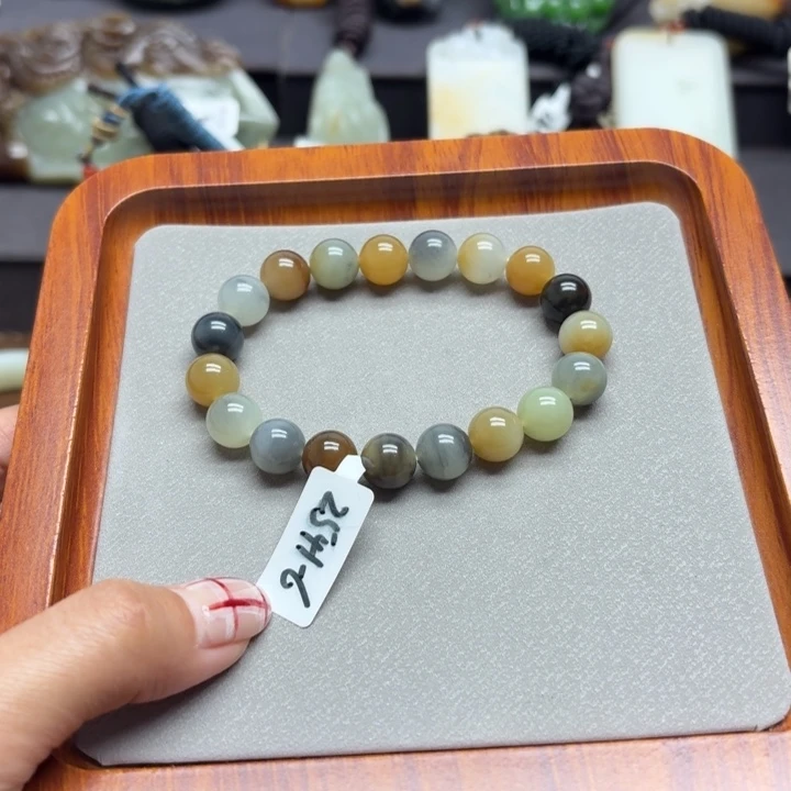 和田玉未镶嵌手串