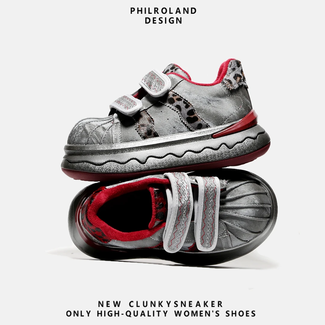 魔术贴厚底丑萌贝壳头面包鞋2025冬季新款休闲防滑运动板鞋加棉潮