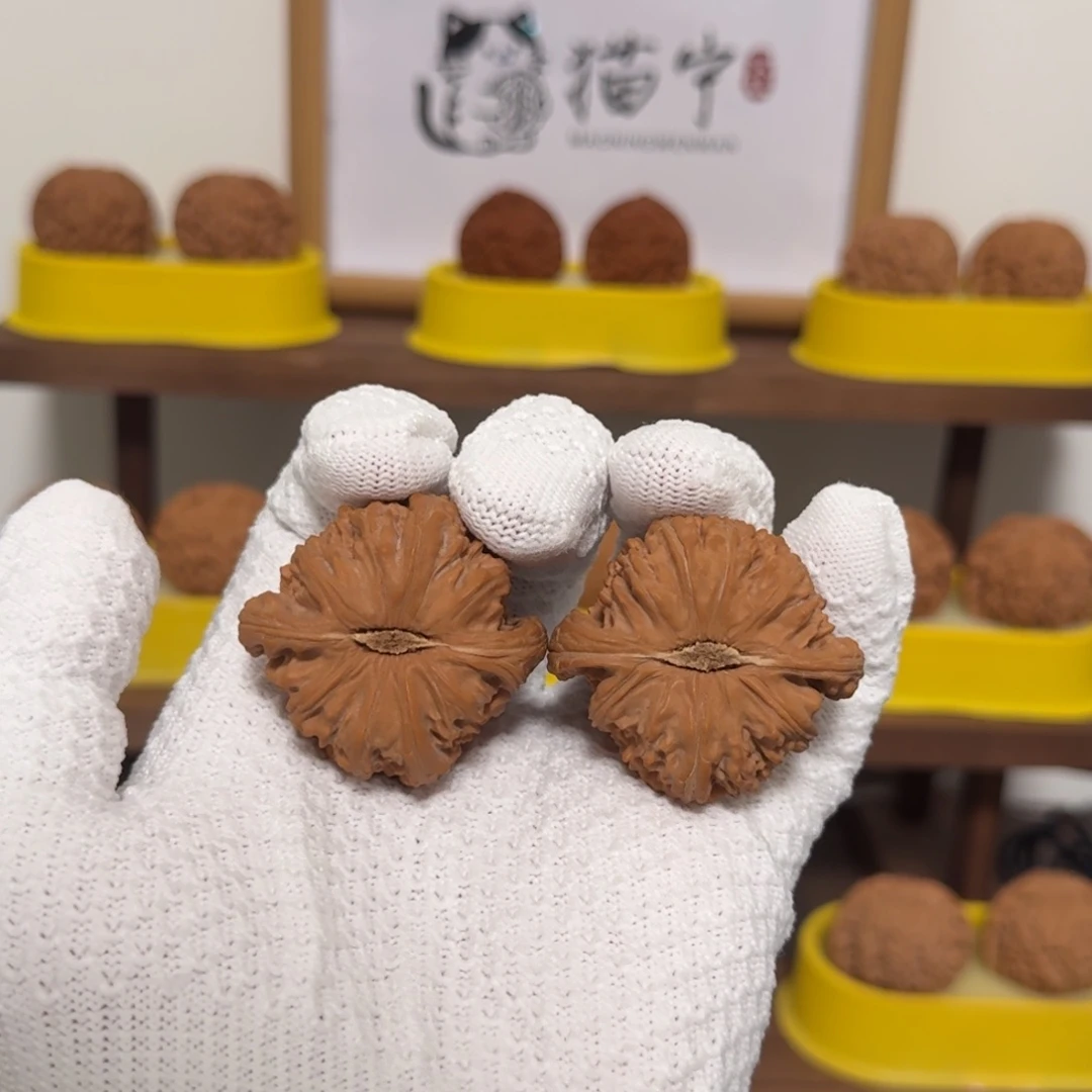 吊坠文玩核桃44尺全品石膏底闷白