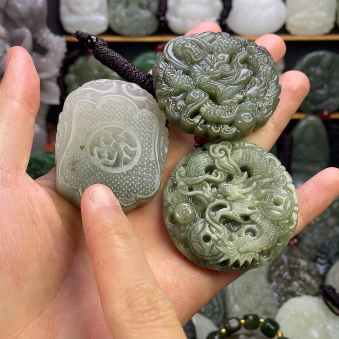 和田玉未镶嵌颈饰