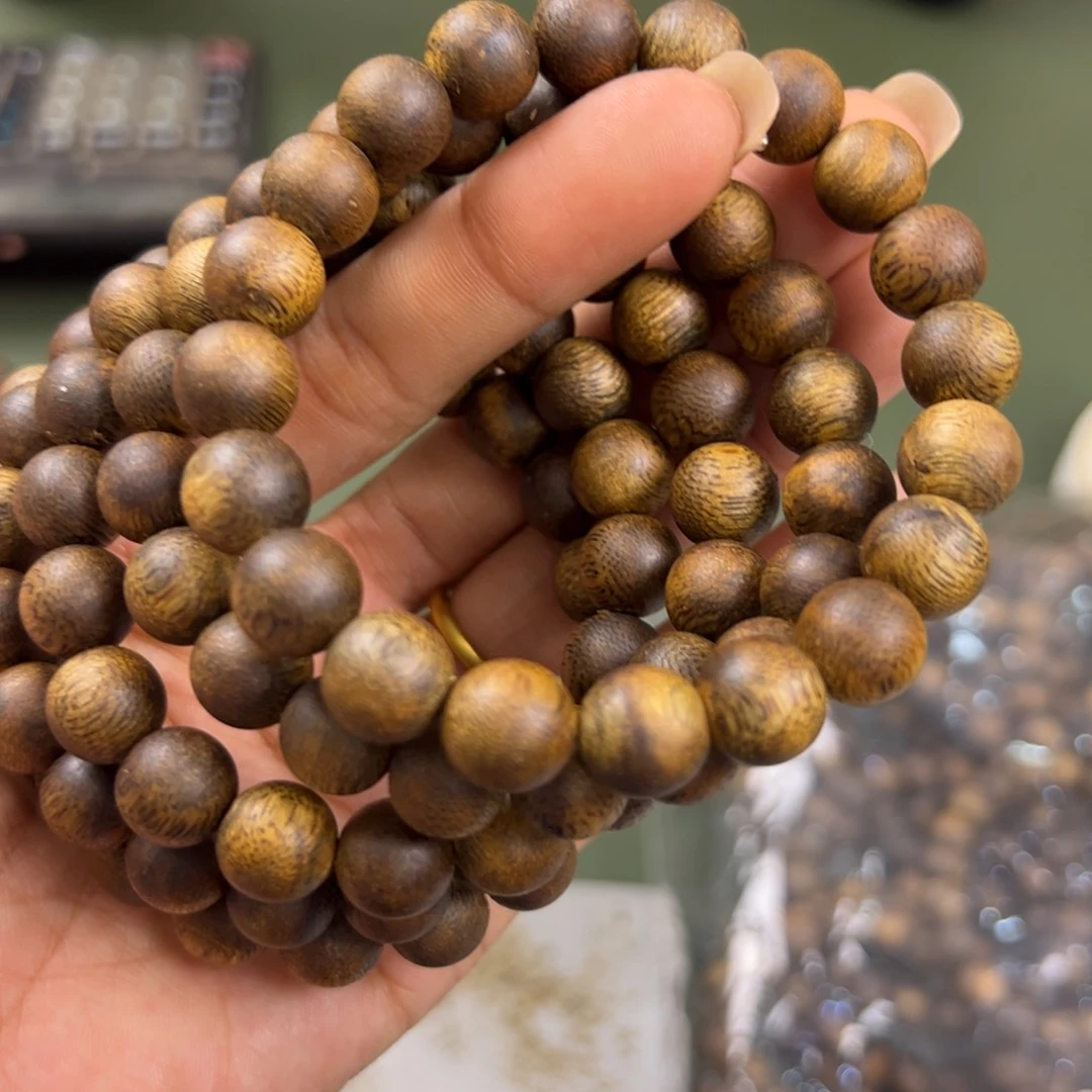 沉香手串海南老白棋卡1.0/8g单圈多样性发一