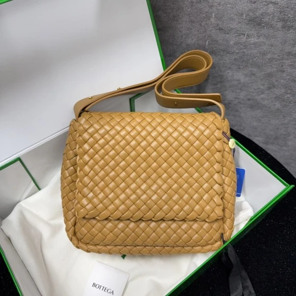 95新/葆蝶家/包包/250926SW0018