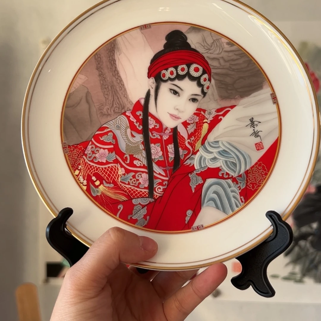 国画人物瓷盘带亲签带合影视频