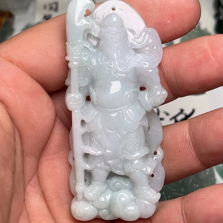翡翠未镶嵌颈饰关公