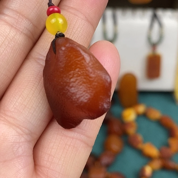 琥珀未镶嵌颈饰手机挂件