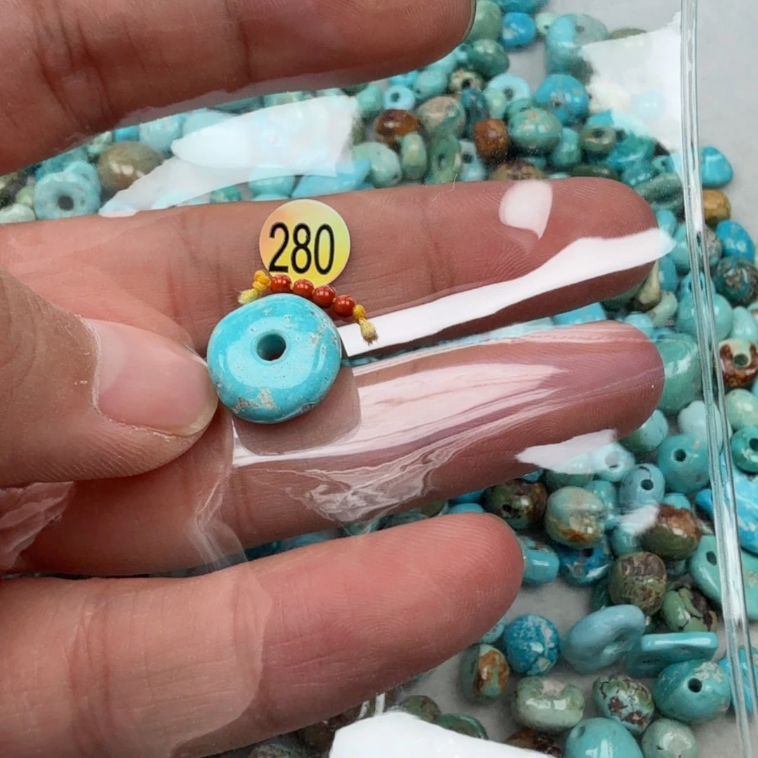 未镶嵌南红玛瑙珠宝奇石
