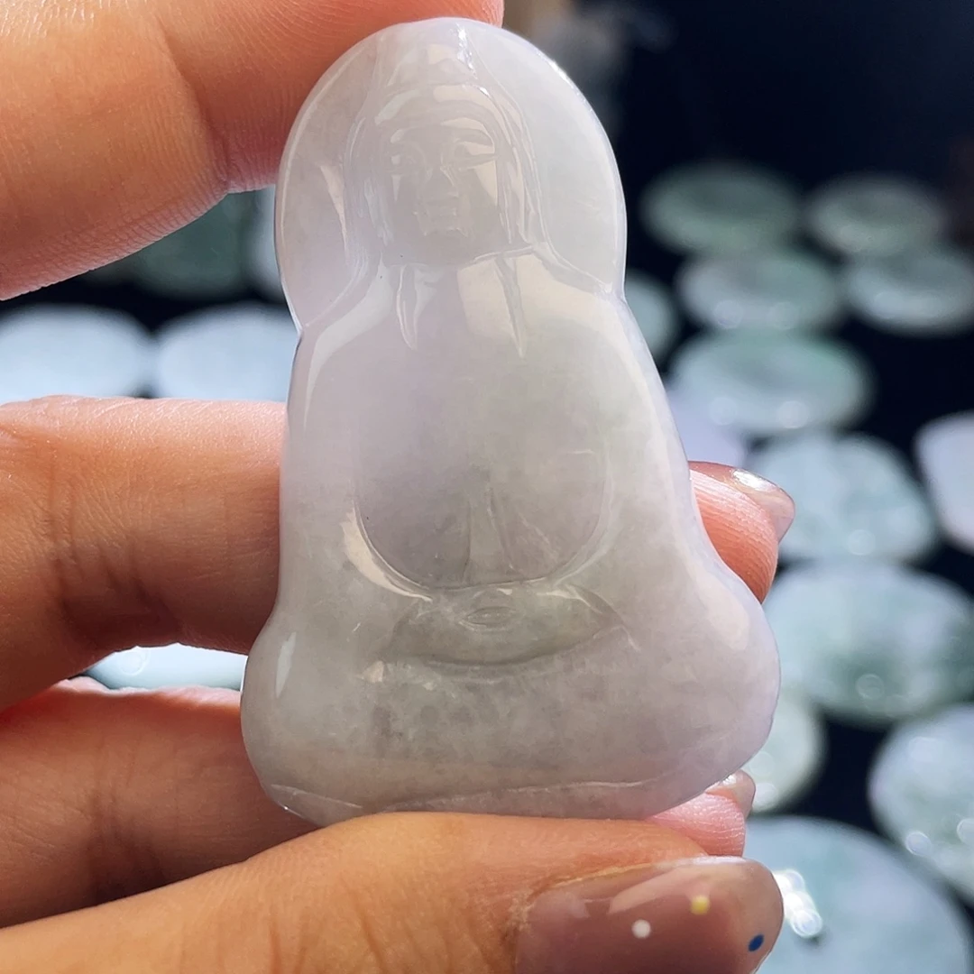 翡翠未镶嵌颈饰观音