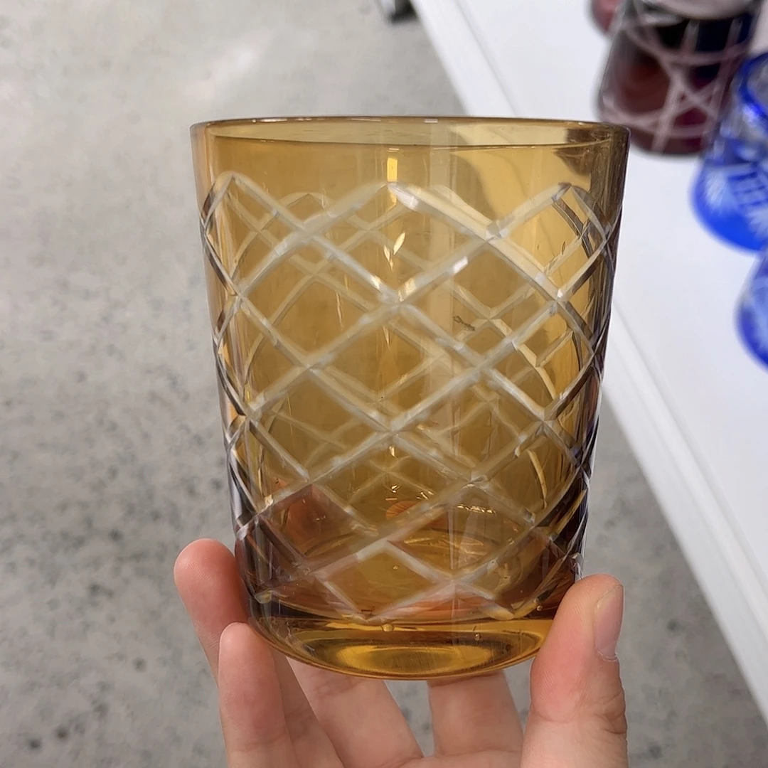 水晶玻璃平底款微瑕一个