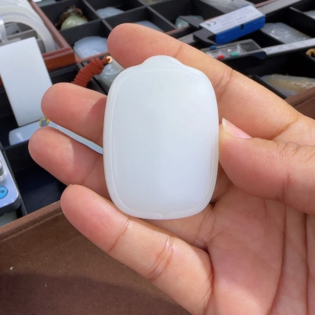 和田玉未镶嵌颈饰43