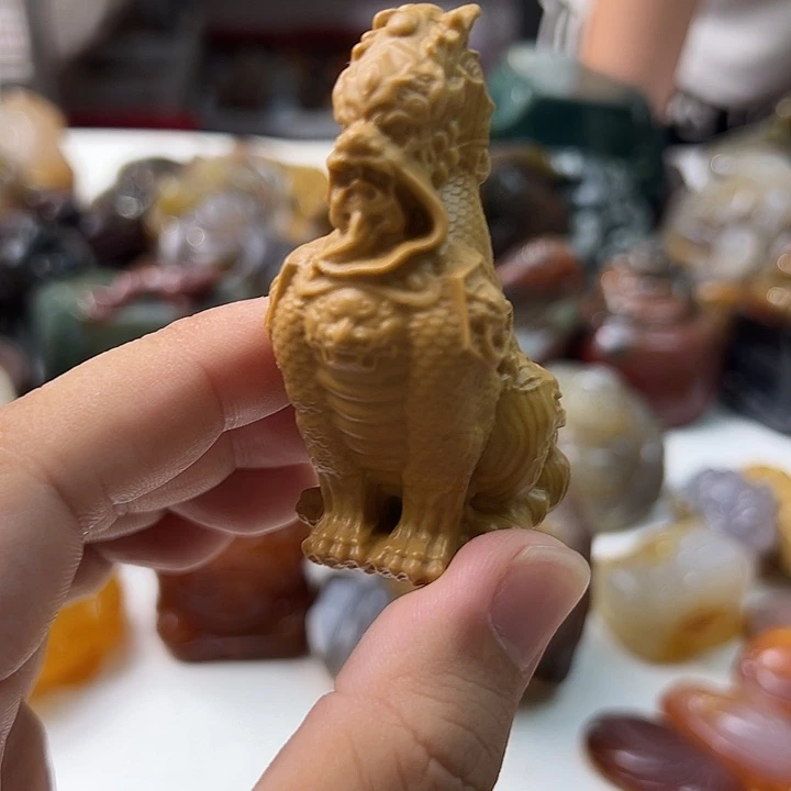 未镶嵌颈饰玛瑙/玉髓