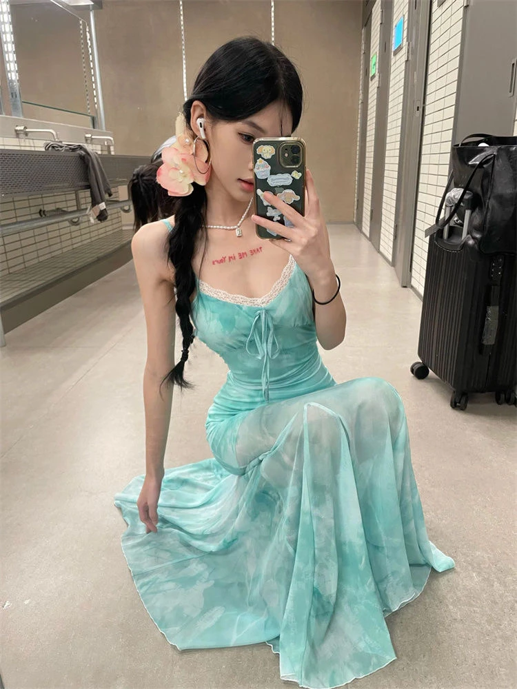 法式浅绿色印花网纱吊带连衣裙夏季海边度假纯欲性感鱼尾包臀长裙