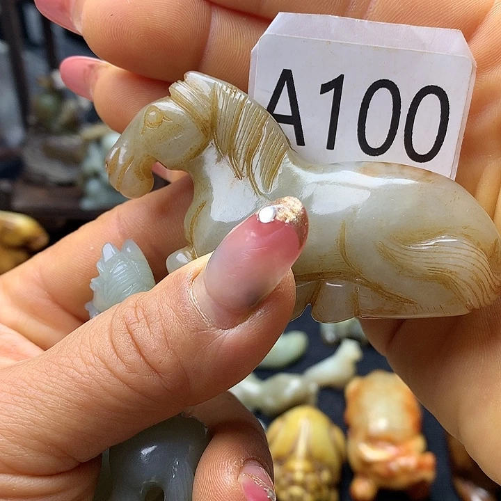 南***团和田玉未镶嵌车挂