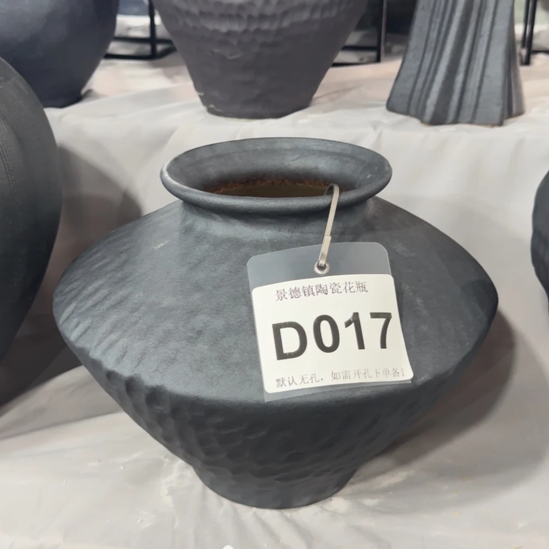 玛***卡摆件景德镇高温花瓶编码d017高23口11默认无孔