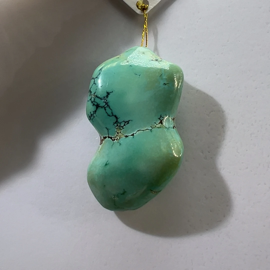 绿松石未镶嵌挂件