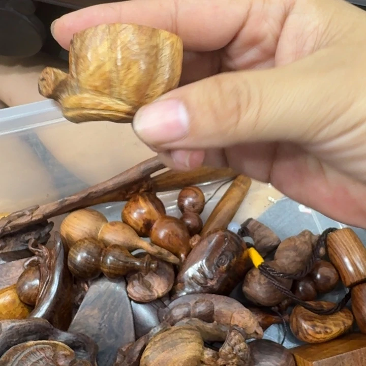 胶***明有机玻璃小件物品的销售