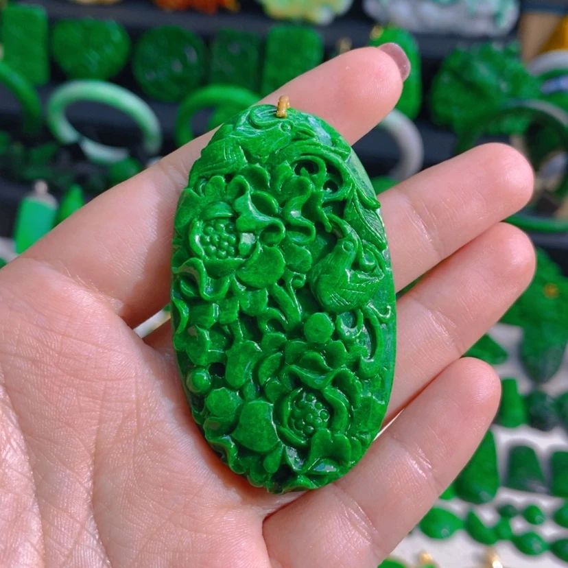 【闪购商品】翡翠未镶嵌颈饰吊坠