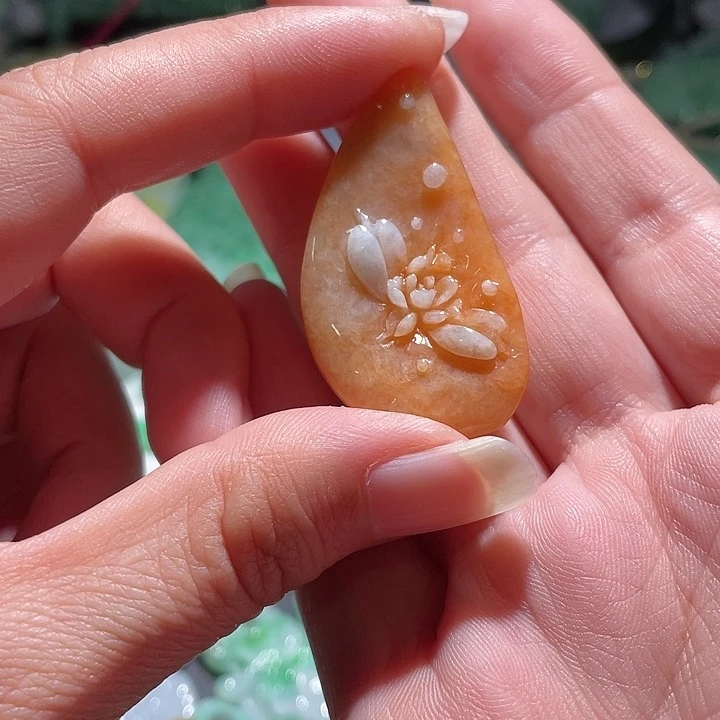 颈饰未镶嵌翡翠天