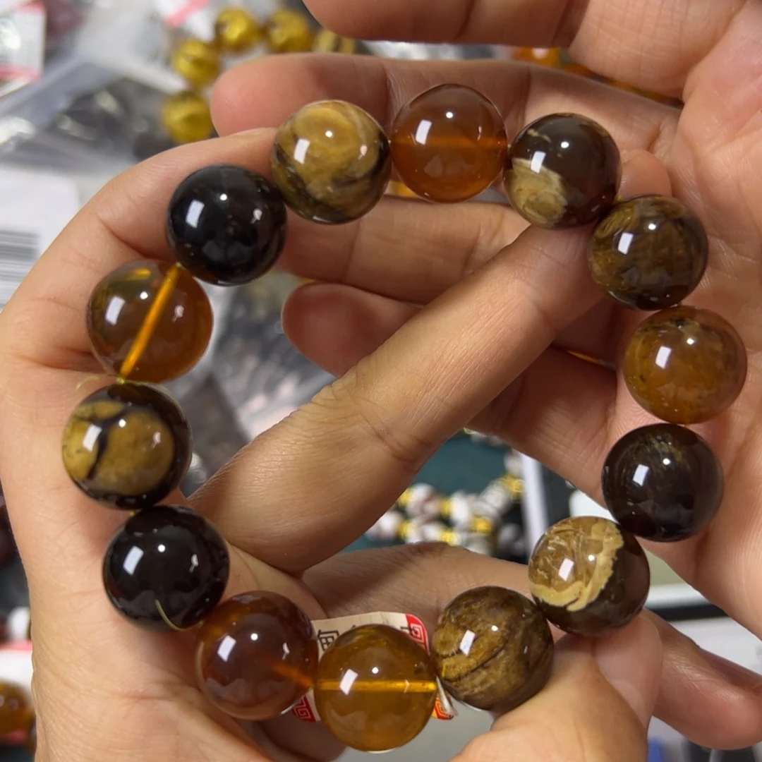 未镶嵌琥珀珠宝奇石928