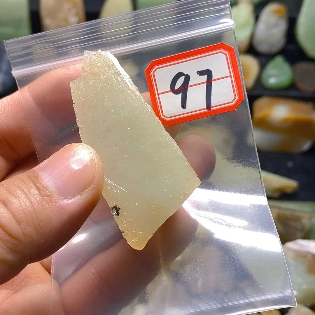 领***悟和田玉（糖玉）未镶嵌珠宝半成品