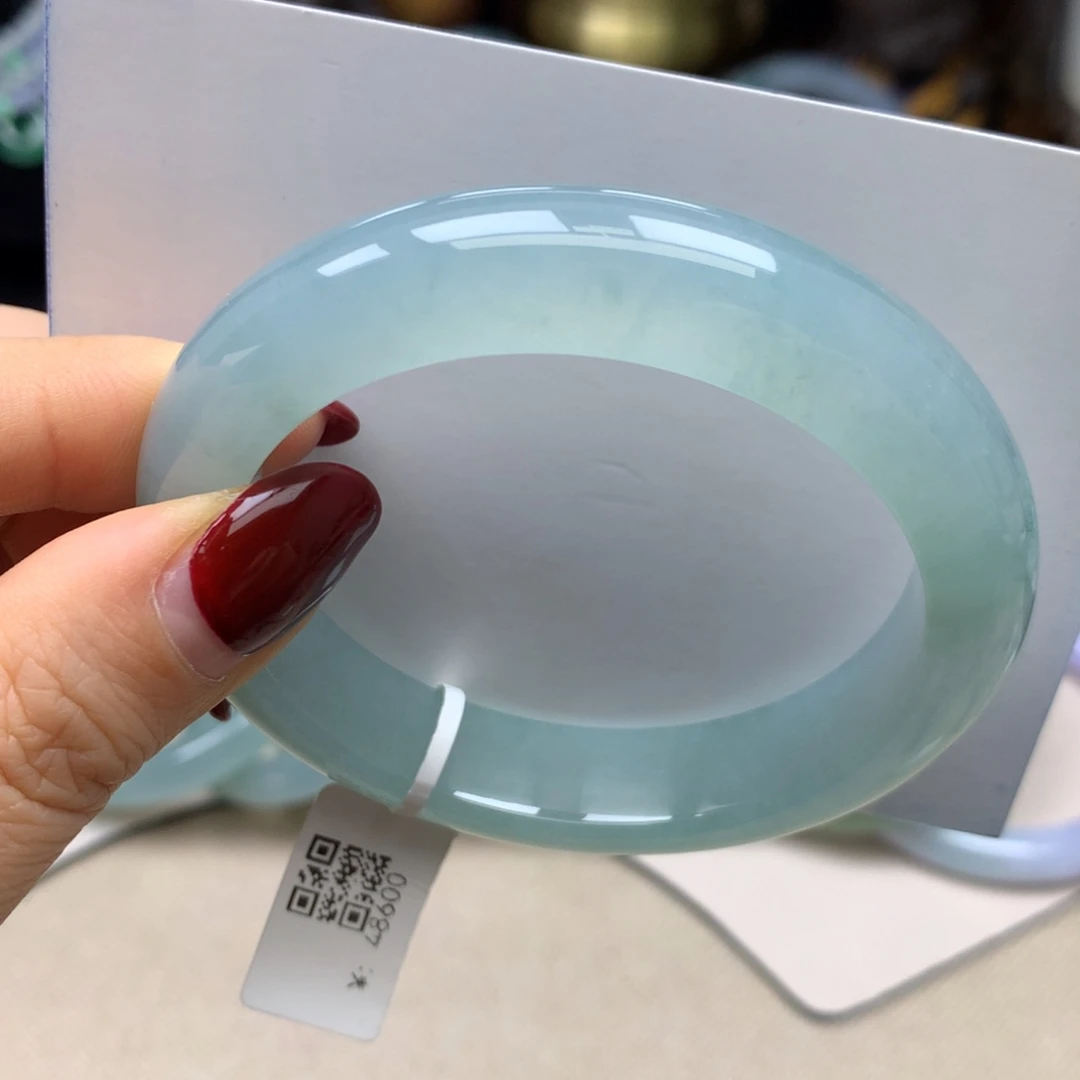 翡翠未镶嵌手镯冰