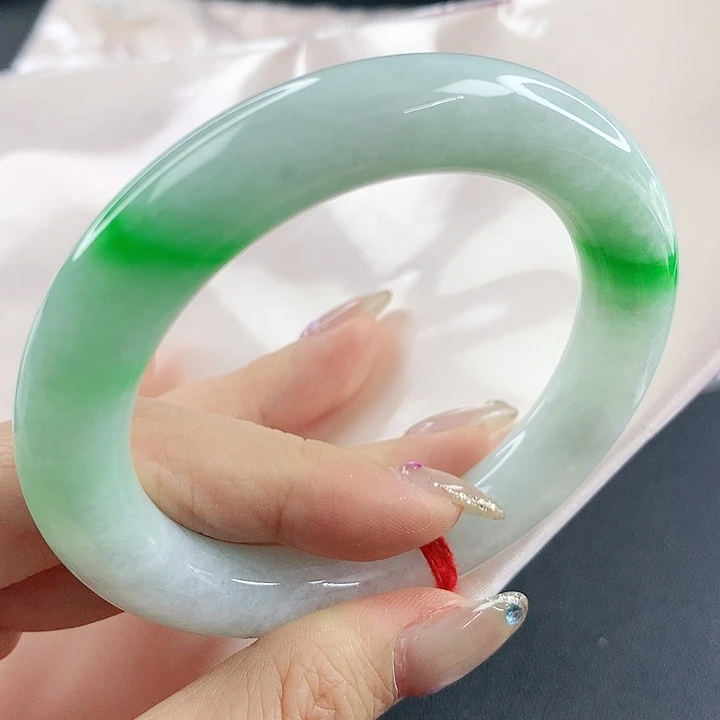 未镶嵌手镯翡翠，942