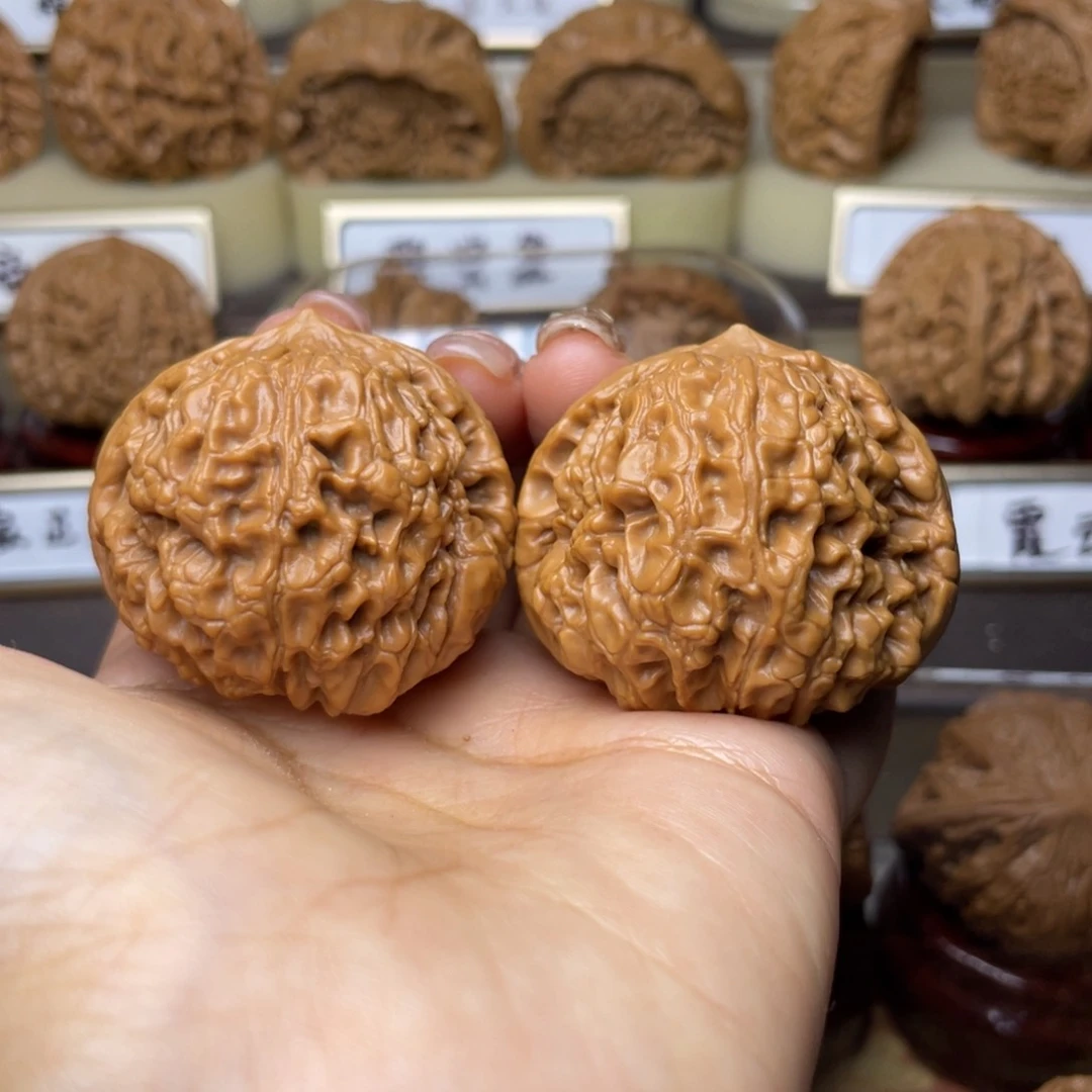 文玩核桃把件风**程大团圆41左右