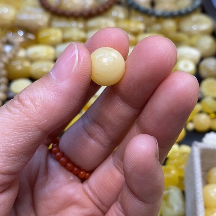 未镶嵌琥珀裸石原矿琥珀蜜蜡配饰