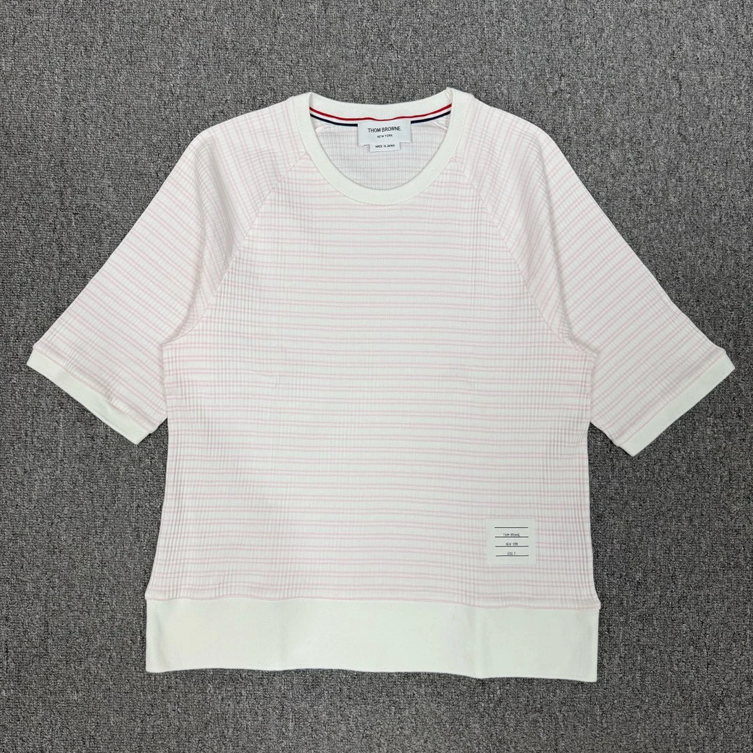 99新 THOMBROWNE 12673585 nz ThomBrowne TB白粉条纹短袖 3码