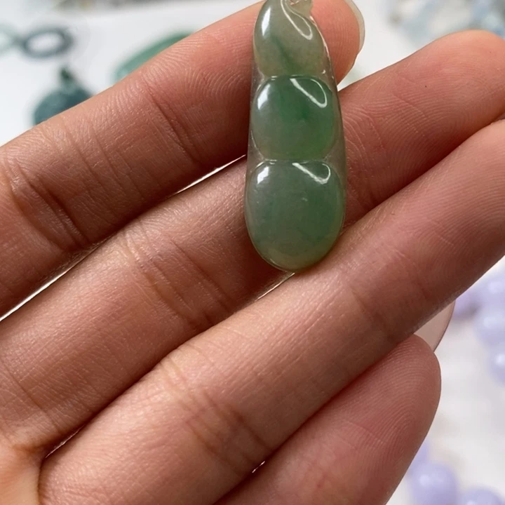 吊坠(不含链)未镶嵌翡翠缅甸天然翡翠福豆吊坠