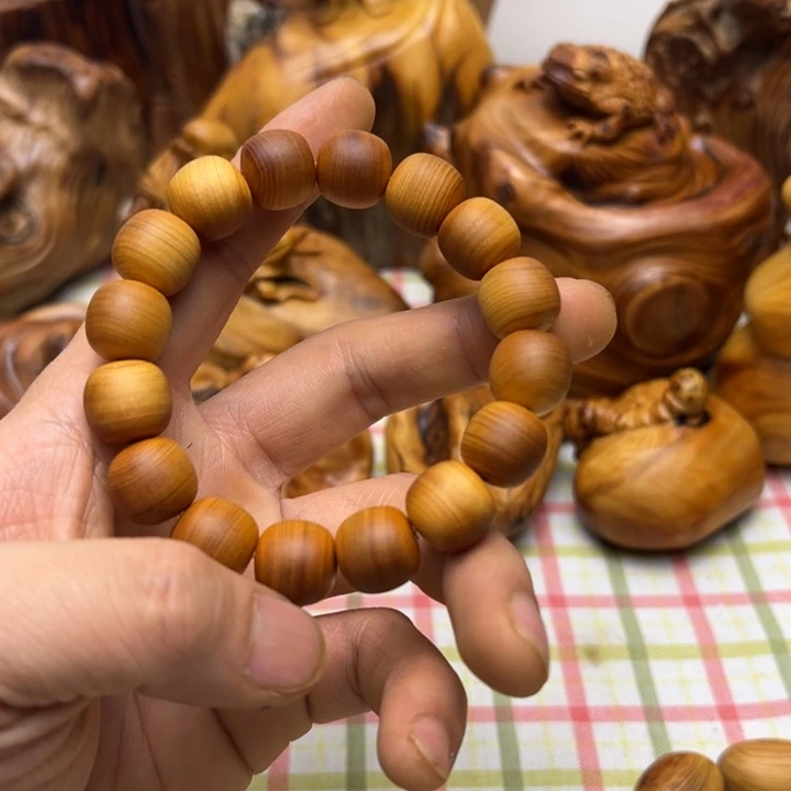 *****柏木（崖柏）陈化老料手串把件