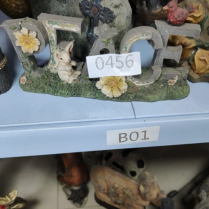 摆件兔*爱孤品老货各类微瑕瓷