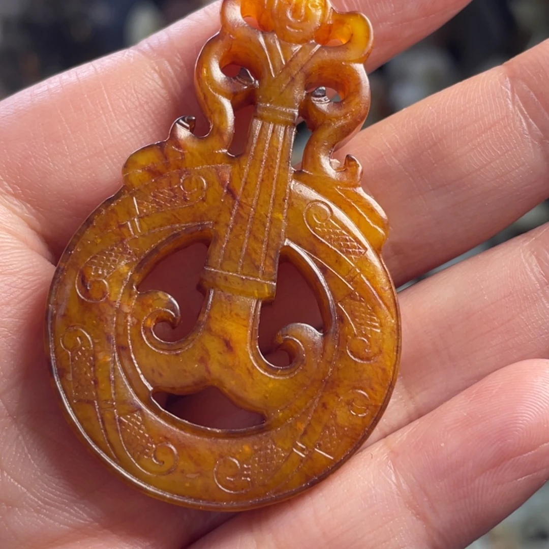 我***5和田玉未镶嵌颈饰