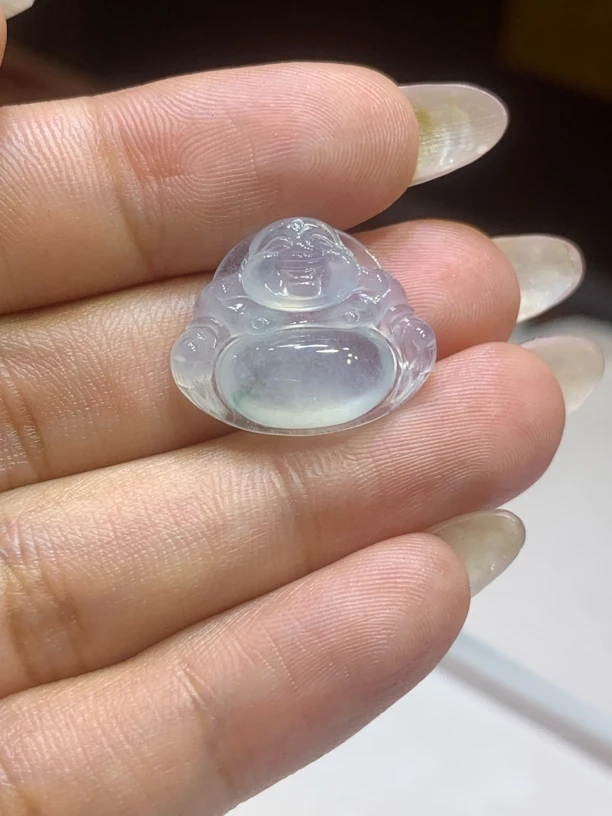 缅甸天然翡翠A过，白冰底飘花佛公，种老起光镶嵌巨好看，精品锁骨链