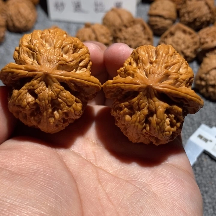 文玩核桃把件?将军