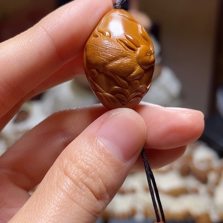 手串/手链橄榄核兔