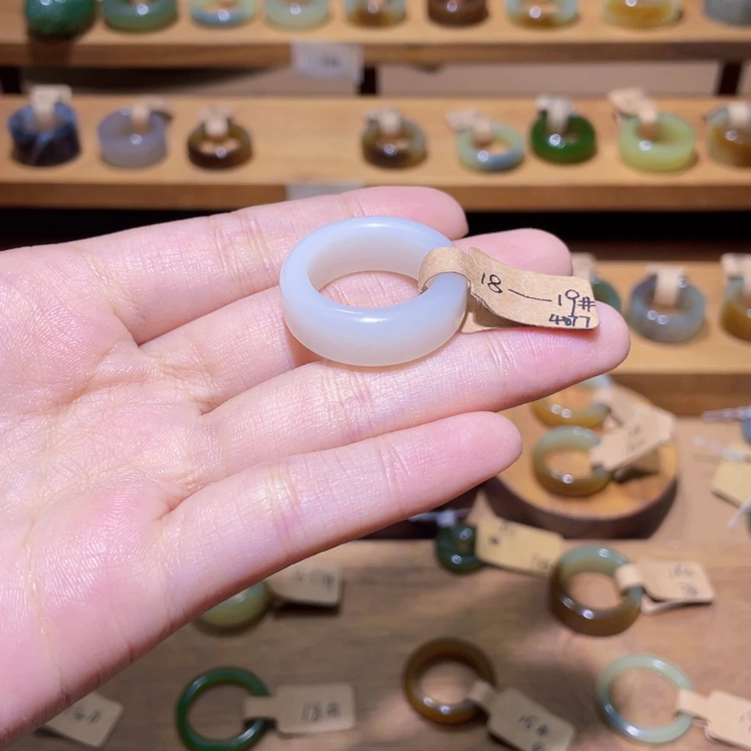 s***h和田玉未镶嵌戒指18.8