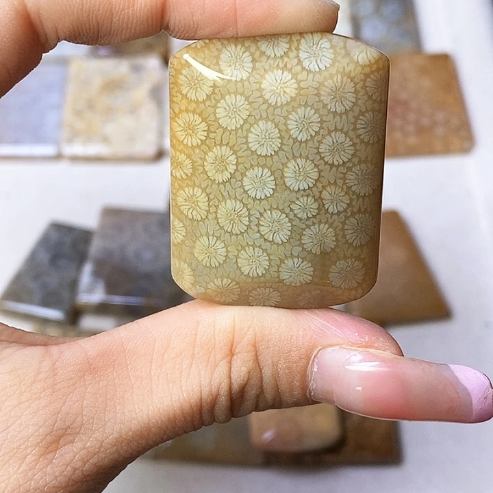 硅化玉颈饰合金青*