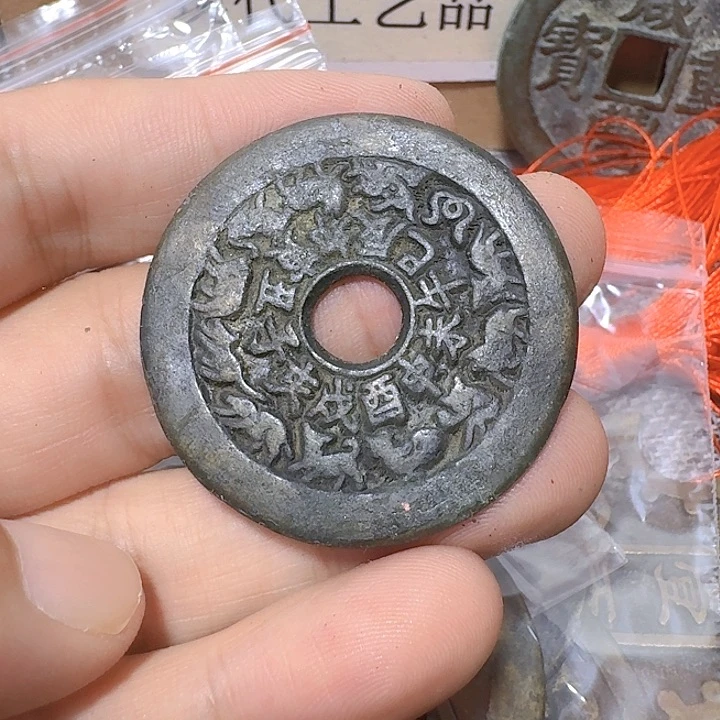 人***路铜现代工艺品花钱