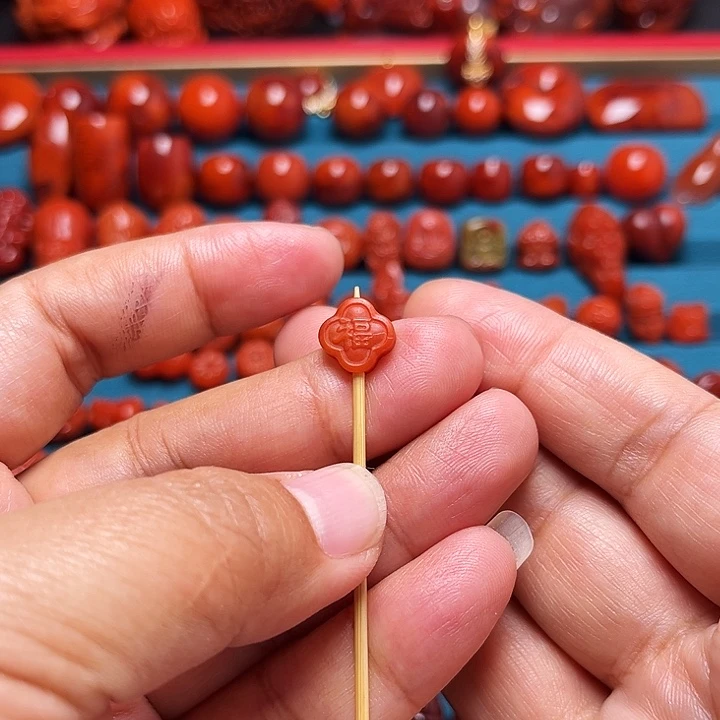 南红玛瑙未镶嵌配饰福长背云9.8mm